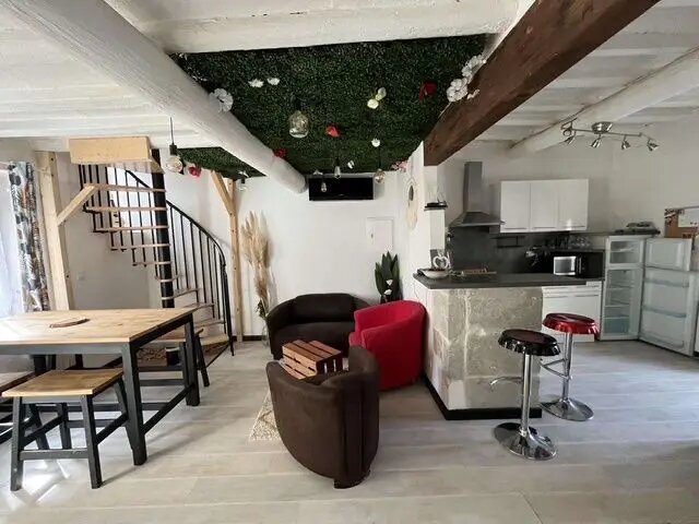 Maison à louer, 80m², Aigues-Vives