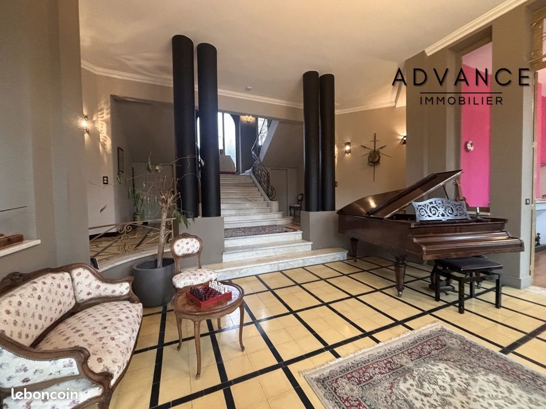 Maison à vendre, 435m², Lanta