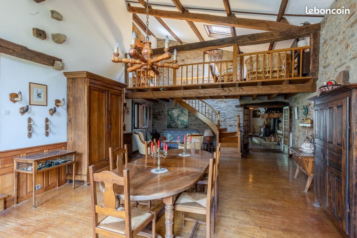 Maison à vendre, 227m², Sauveterre-de-Rouergue