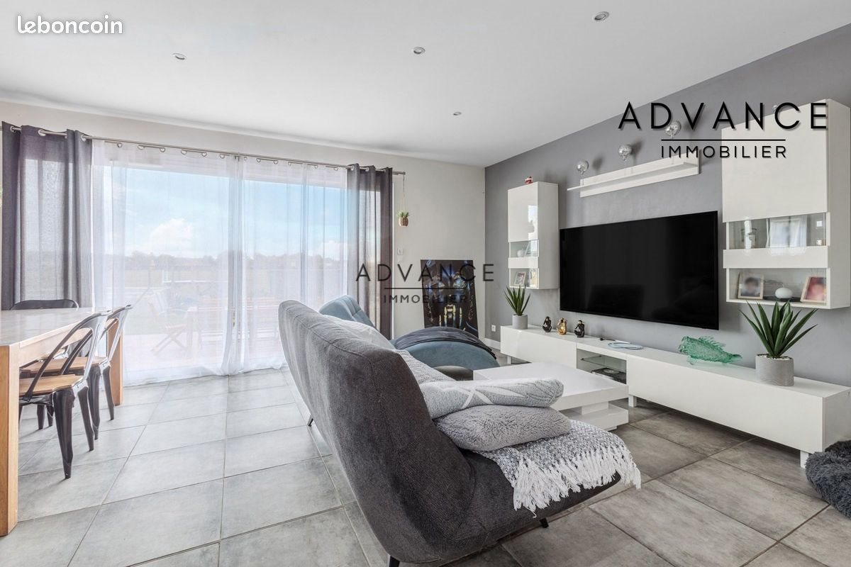 Maison à vendre, 4m², Vernet