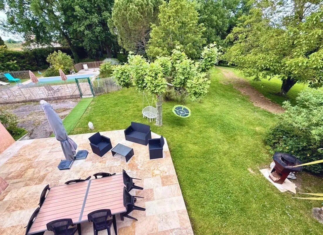 Maison à vendre, 260m², L'Honor-de-Cos