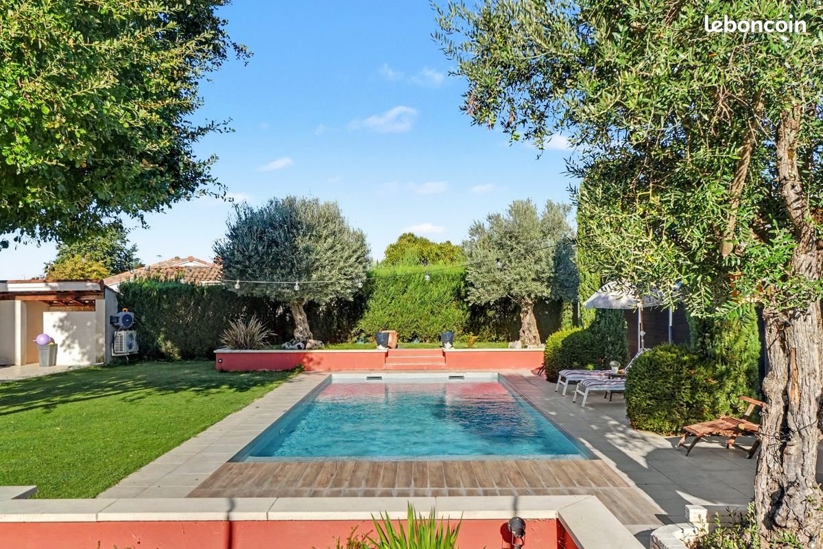Maison à vendre, 276m², Labastidette