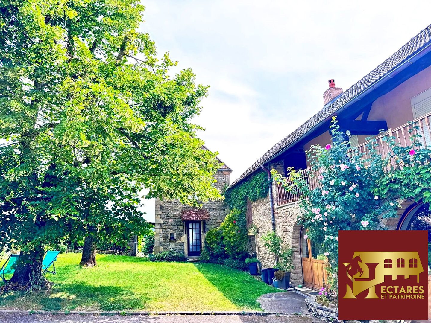 Maison à vendre, 300m², Saint-Bonnet-de-Joux