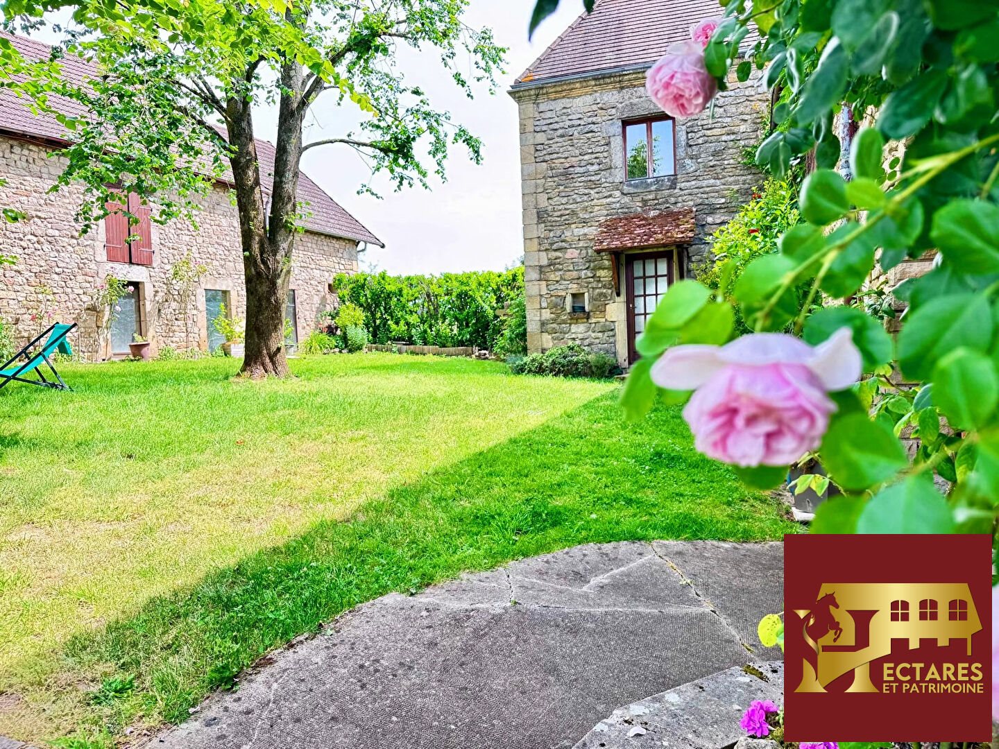 Maison à vendre, 300m², Saint-Bonnet-de-Joux