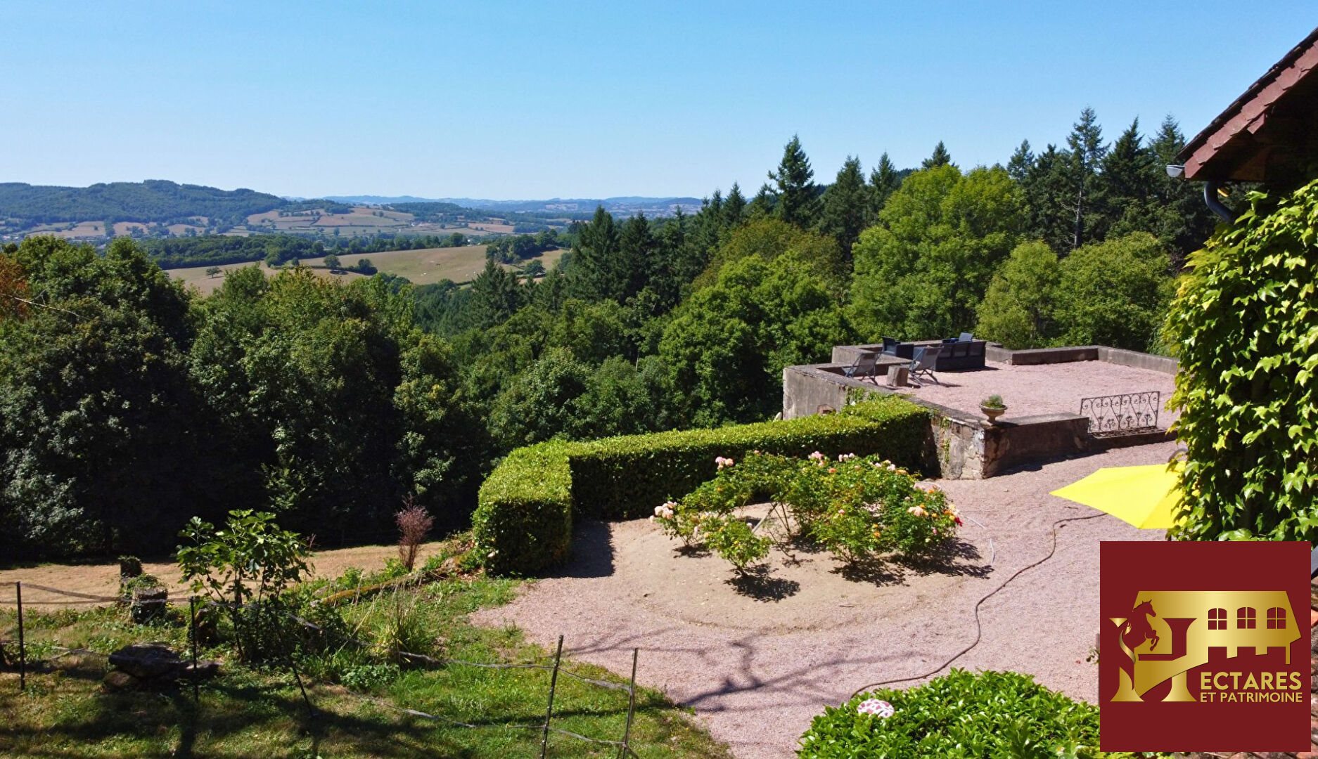 Maison à vendre, 520m², Saint-Symphorien-de-Marmagne