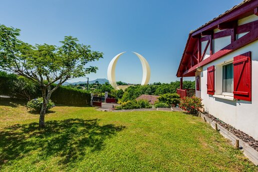 Maison 6 pièces 188 m² · à Saint-Pée-sur-Nivelle · 188 m² · 583 000 €
