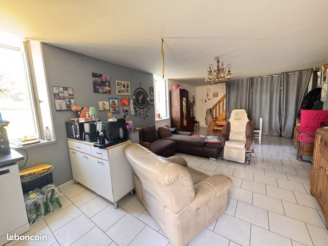 Maison à vendre, 128m², Saint-Hilaire-de-Villefranche