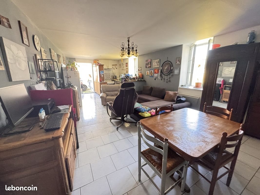 Maison à vendre, 128m², Saint-Hilaire-de-Villefranche