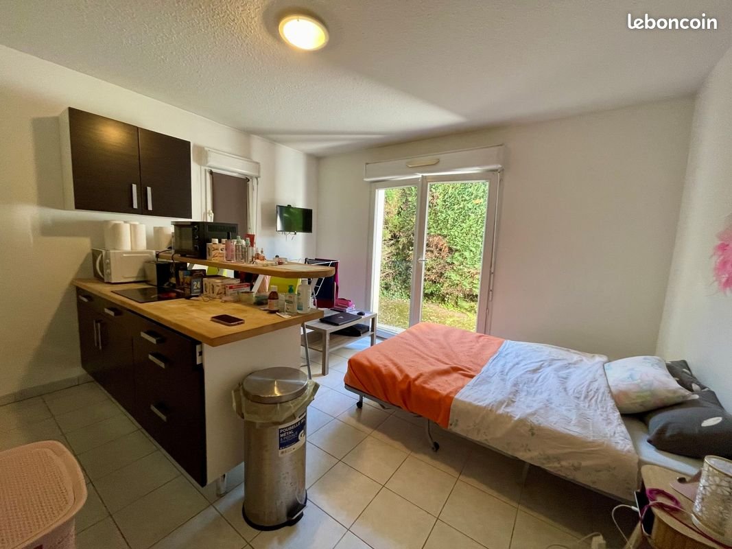 Appartement à louer, 24m², Saintes