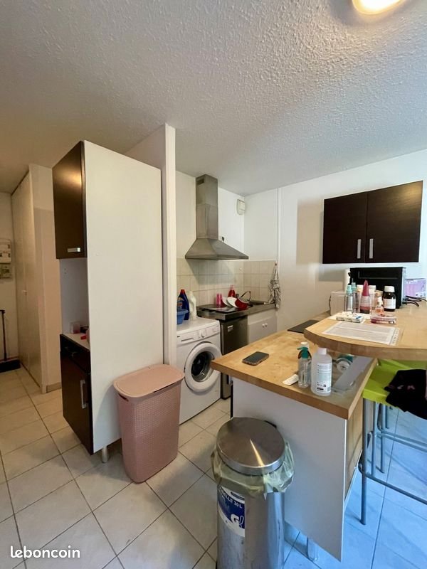 Appartement à louer, 24m², Saintes