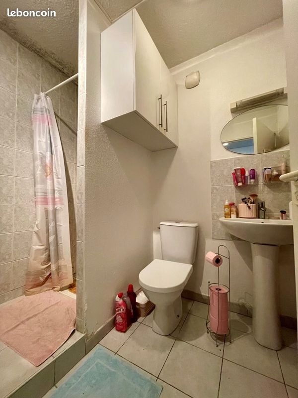 Appartement à louer, 24m², Saintes