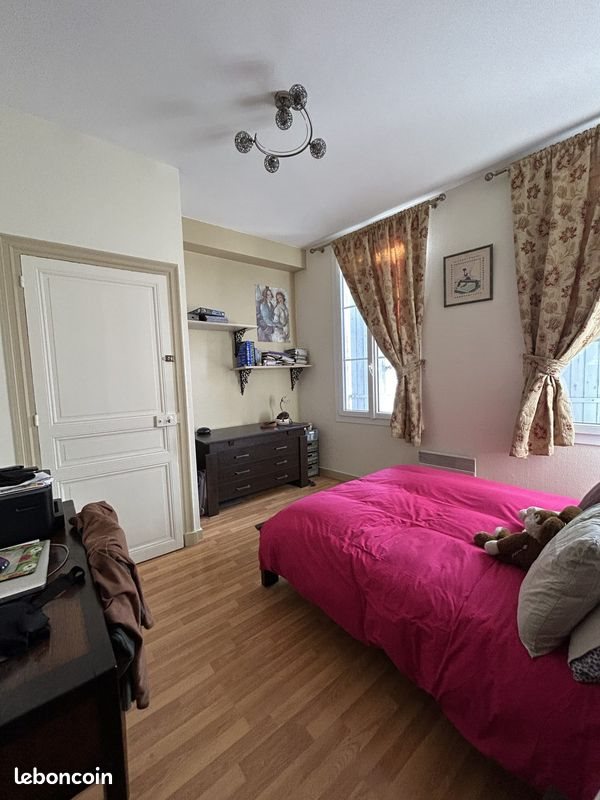 Appartement à louer, 57m², Saintes