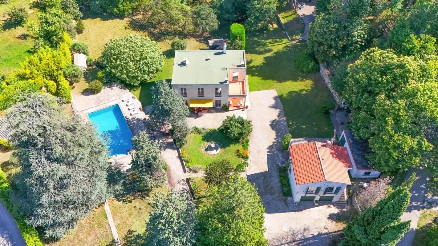 Maison à vendre, 190m², Berre-les-Alpes