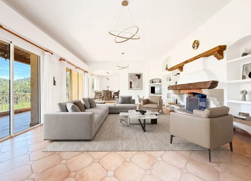 Maison à vendre, 245m², L'Escarène