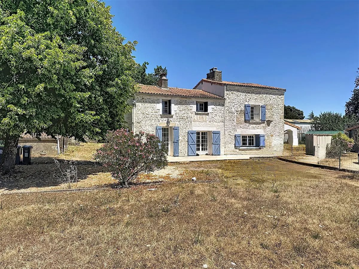 Maison à vendre, 185m², Chauray