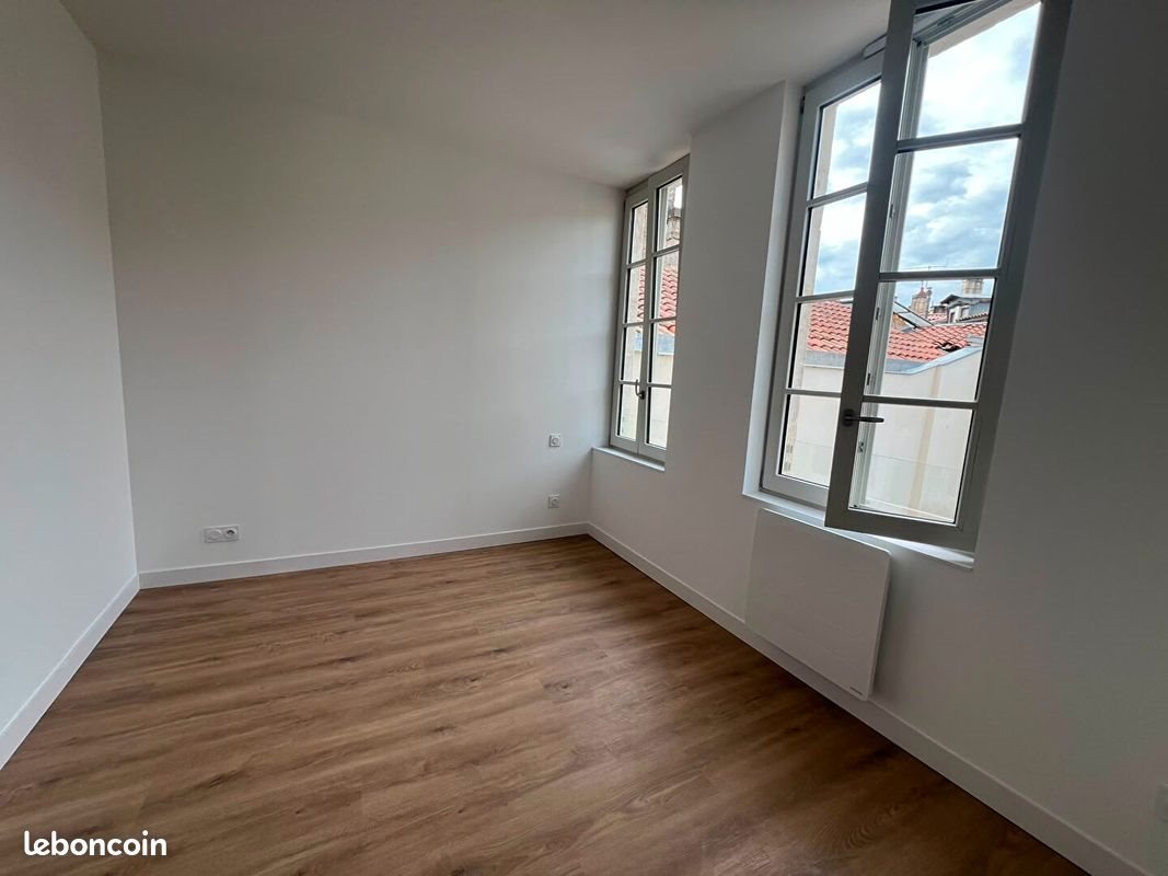 Appartement à louer, 43m², Niort