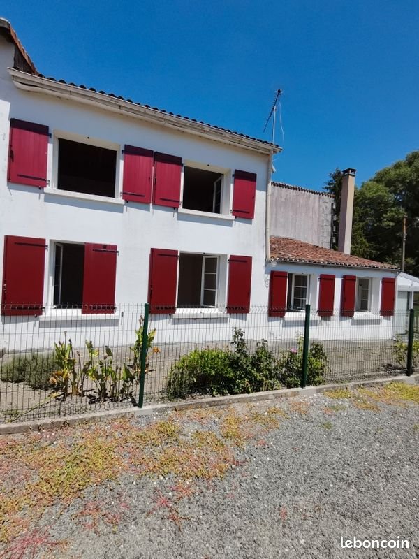 Maison à louer, 64m², Chermignac