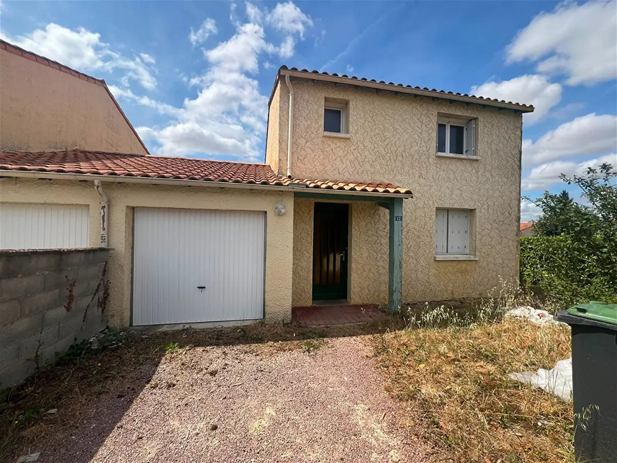 Maison à louer, 75m², Exireuil
