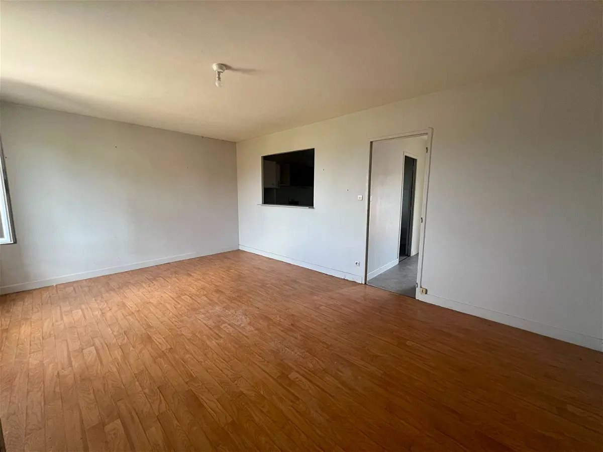 Maison à louer, 75m², Exireuil