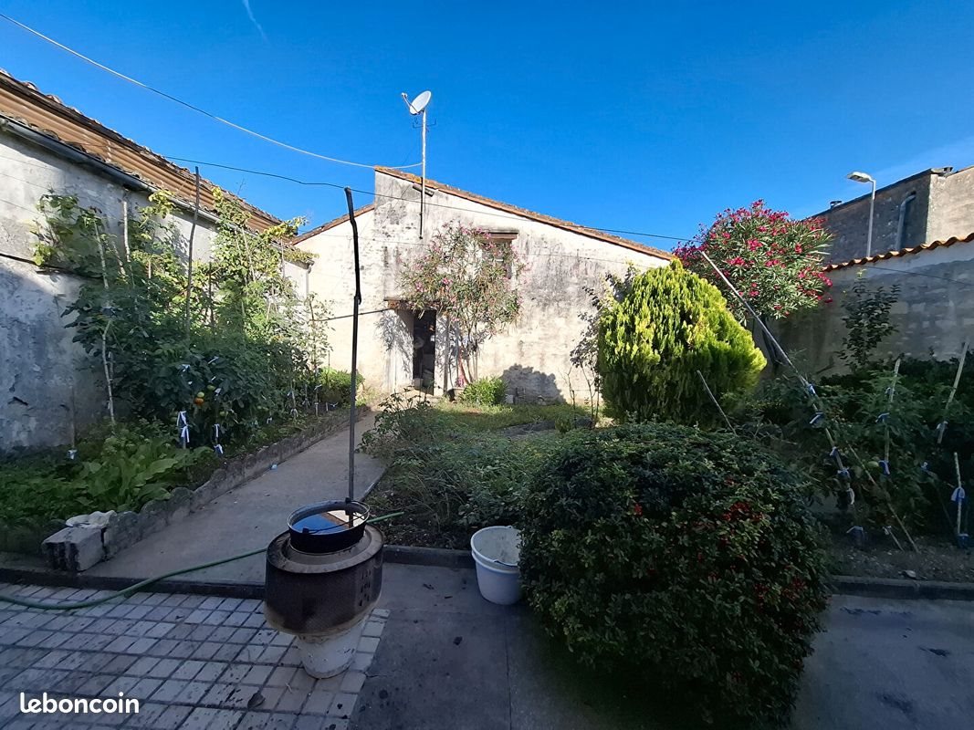 Maison à vendre, 230m², Beauvais-sur-Matha