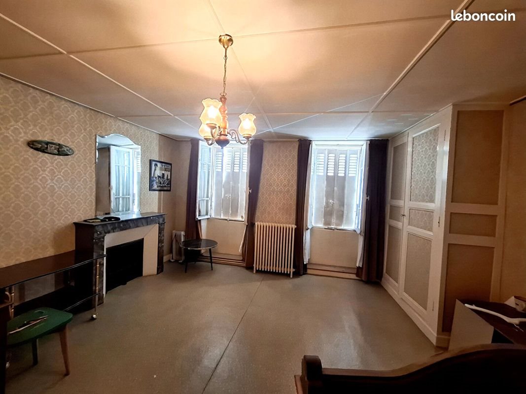 Maison à vendre, 230m², Beauvais-sur-Matha