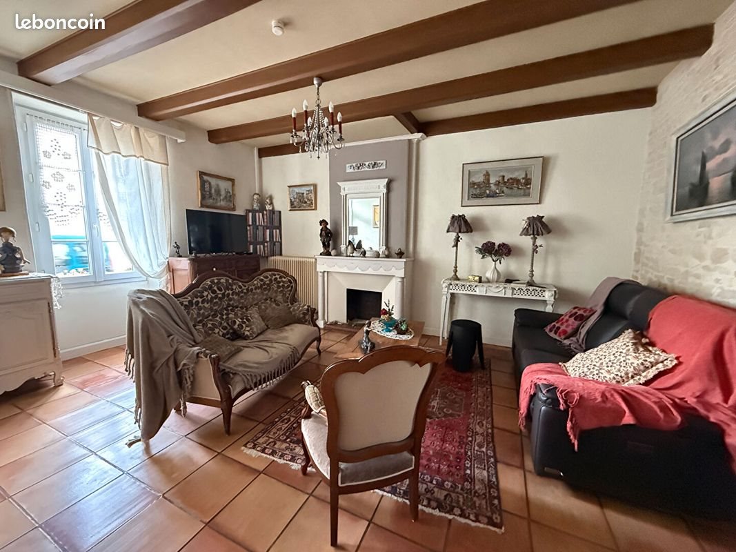 Maison à vendre, 186m², Courçon
