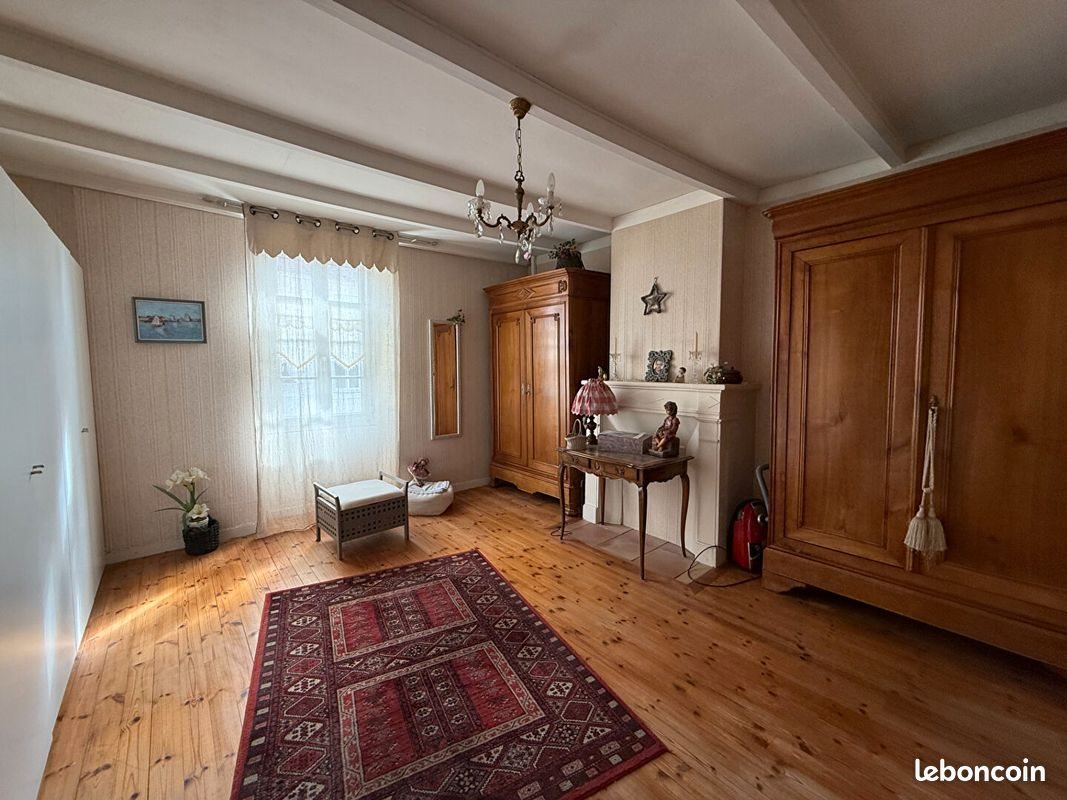 Maison à vendre, 186m², Courçon