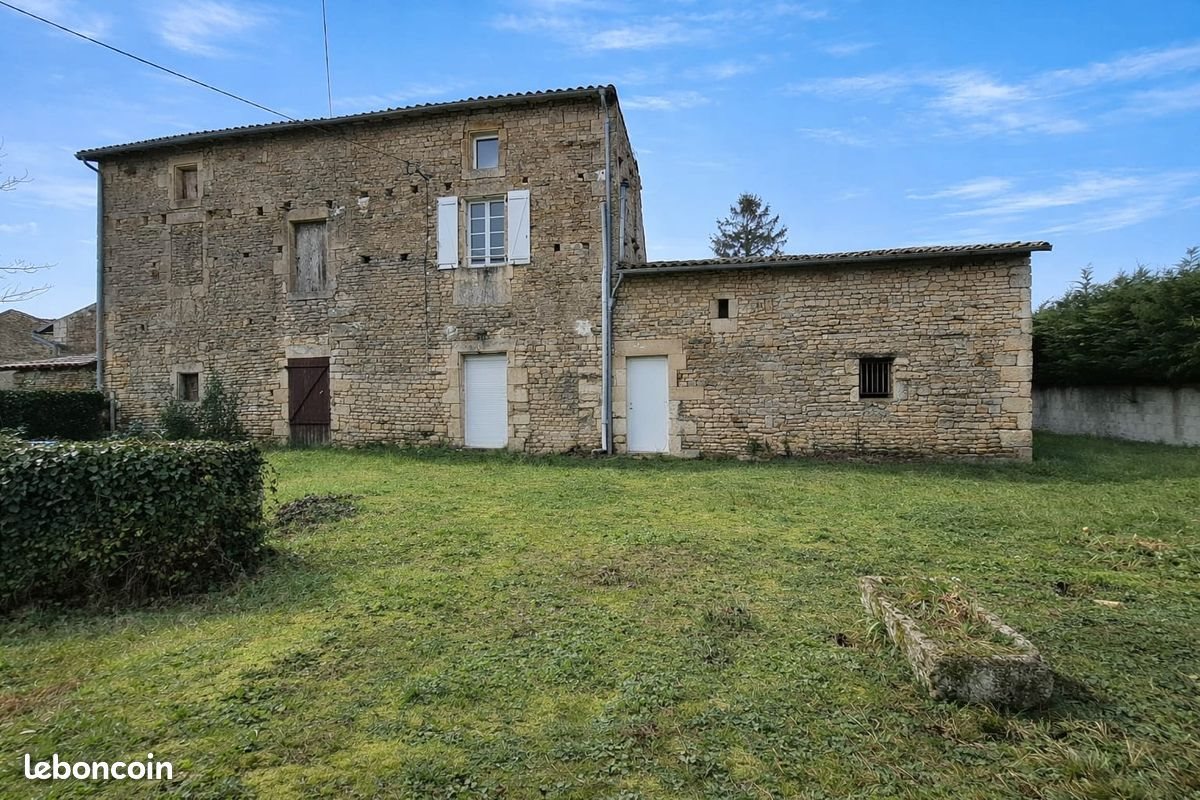Maison à vendre, 150m², La Crèche