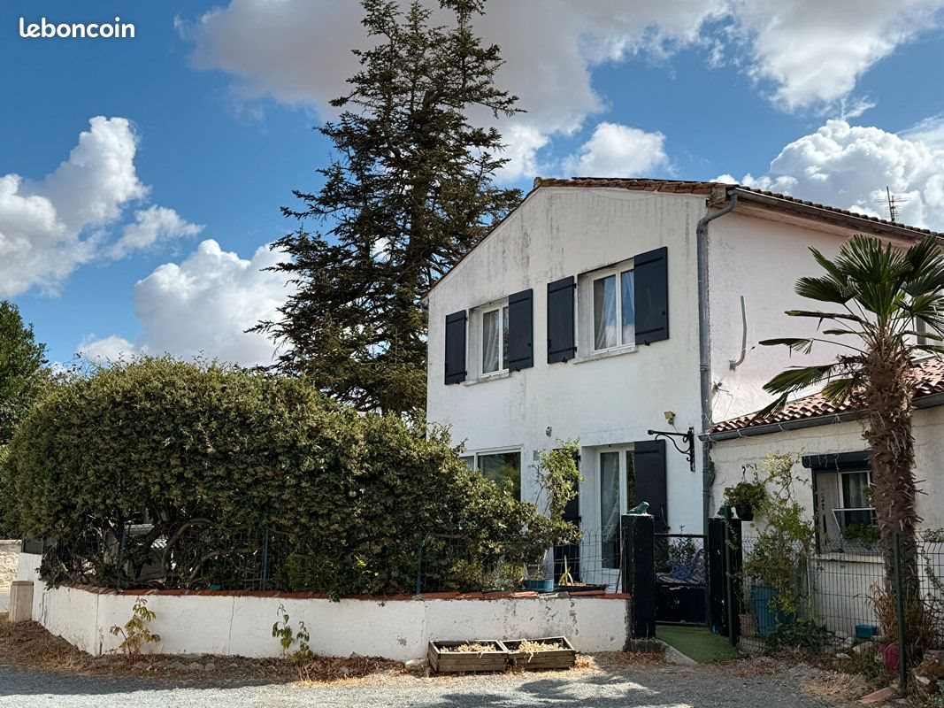 Maison à vendre, 136m², Saint-Pierre-d'Amilly