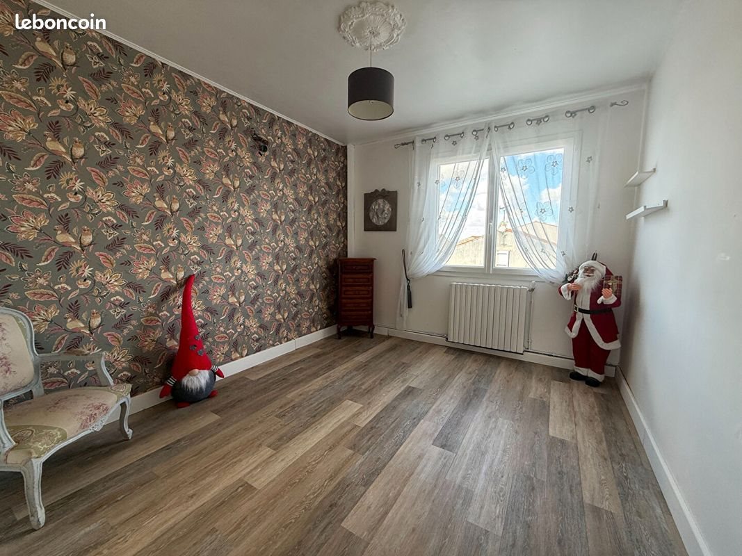 Maison à vendre, 136m², Saint-Pierre-d'Amilly