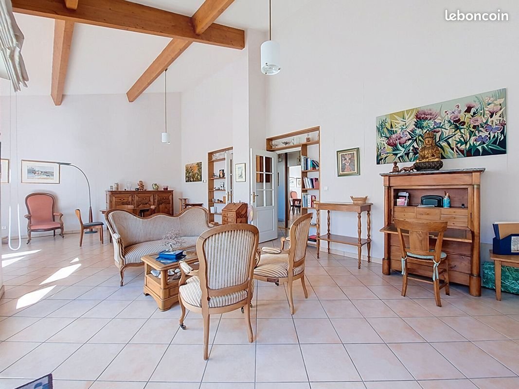Appartement à vendre, 102m², Saintes