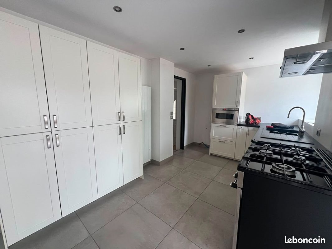 Maison à louer, 122m², Thouars