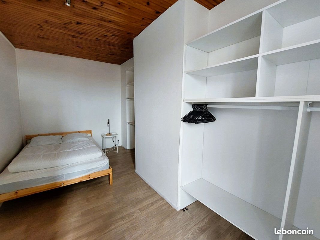 Appartement à louer, 35m², Saintes