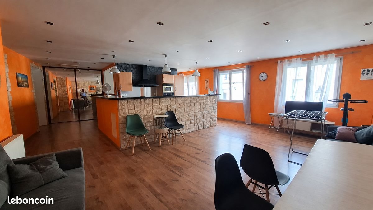 Maison à louer, 146m², Thouars