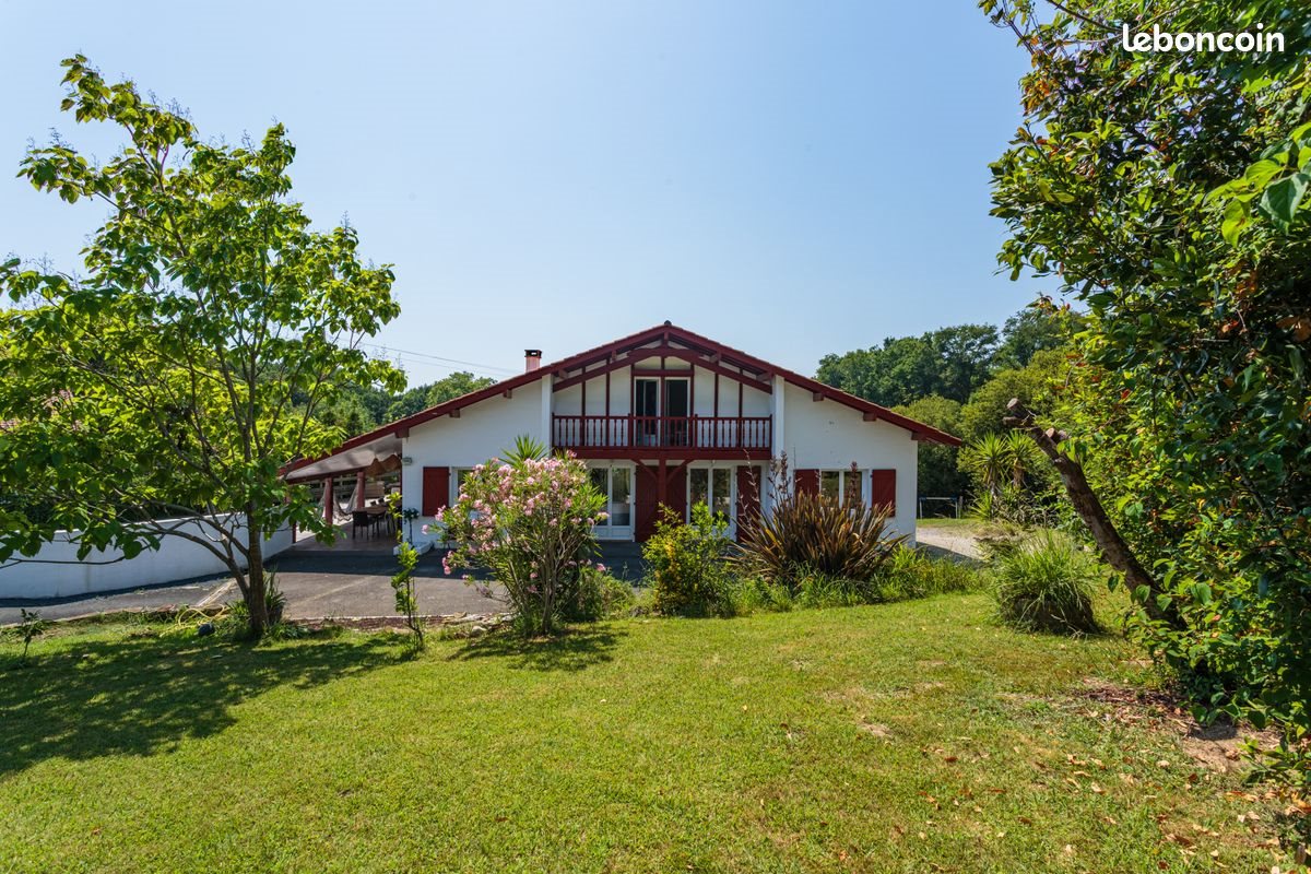 Maison à vendre, 191m², Villefranque