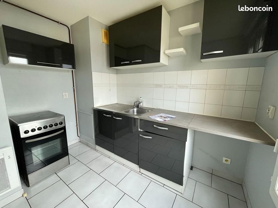 Appartement à louer, 62m², Saint-Jean-de-la-Ruelle