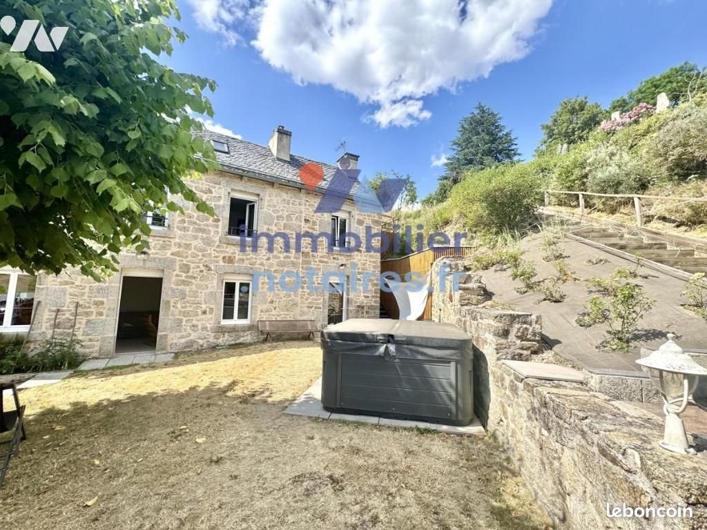Maison à vendre, 107m², Aumont-Aubrac