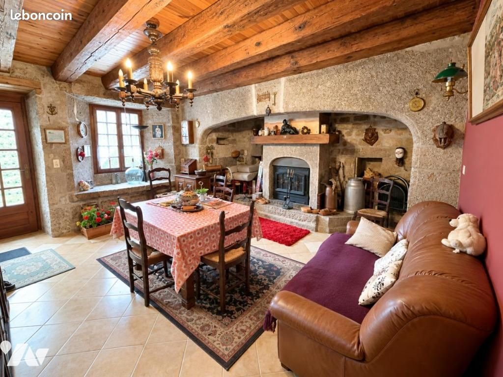 Maison à vendre, 270m², Aumont-Aubrac