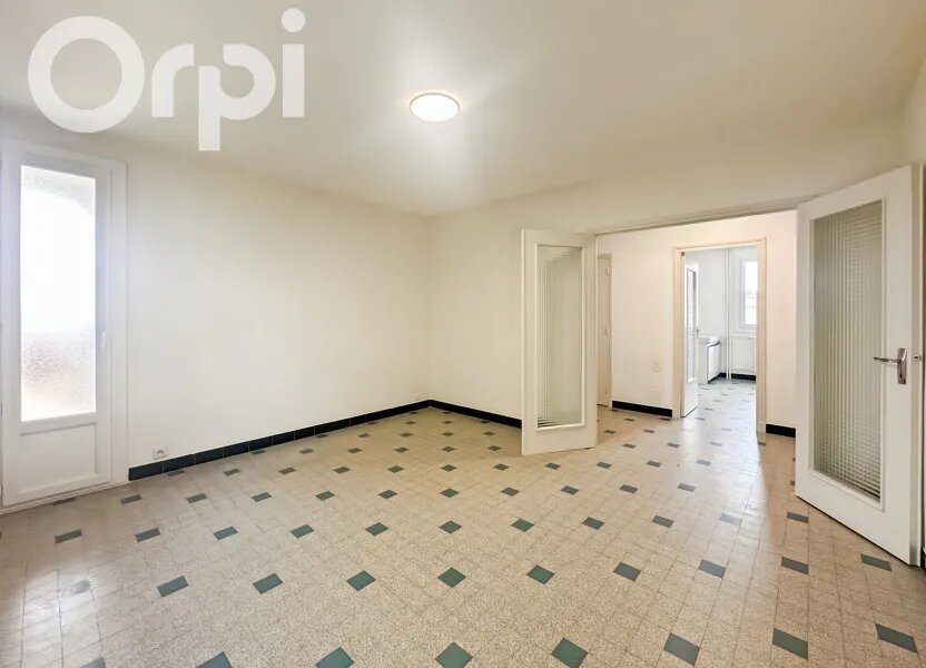 Appartement à louer, 61m², Aubenas