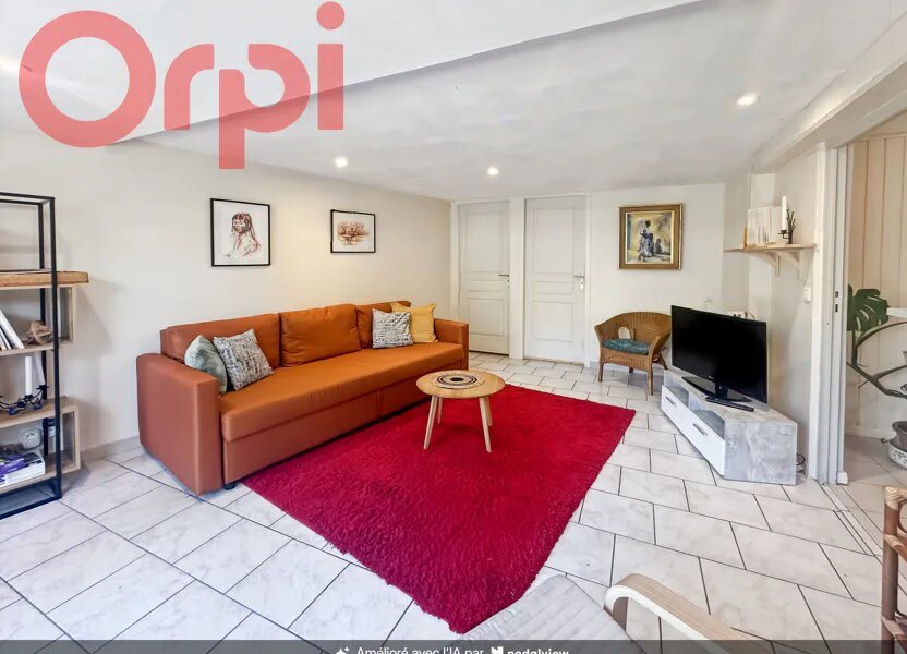 Appartement à louer, 61m², Labégude