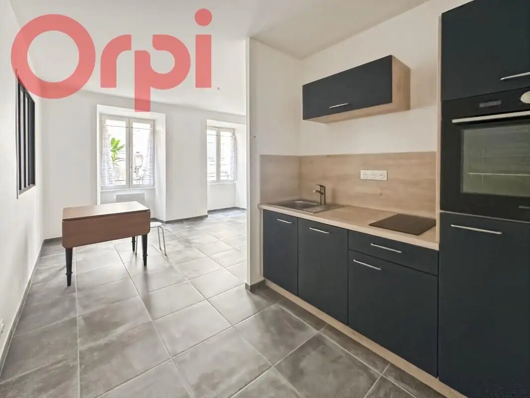 Appartement à louer, 35m², Aubenas