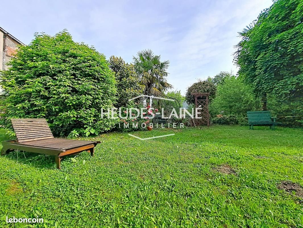 Maison à vendre, 240m², Saint-Hilaire-du-Harcouët