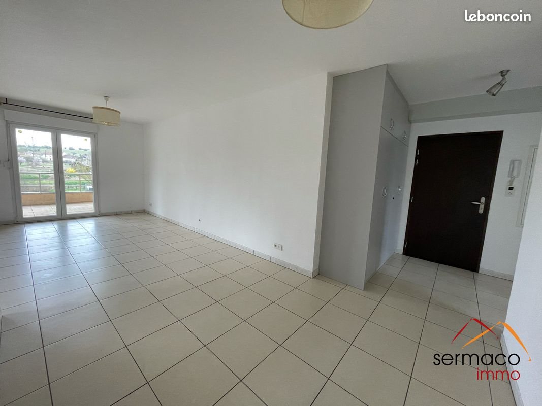 Appartement à louer, 77m², Hundling
