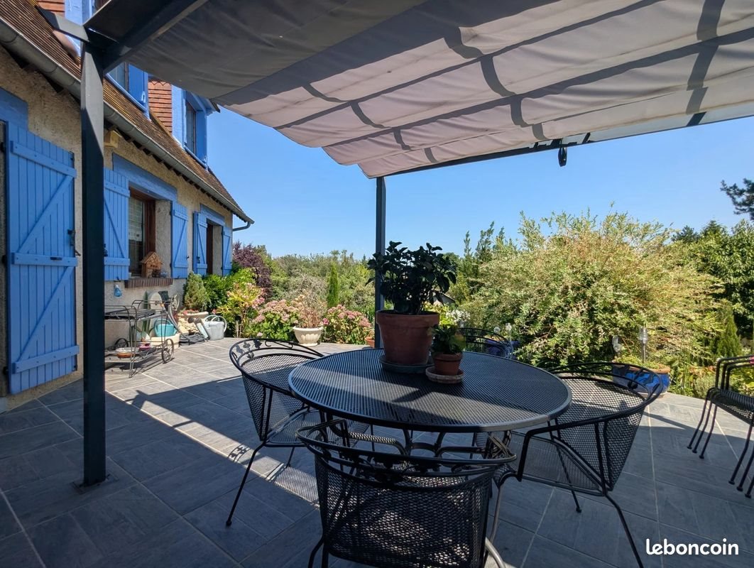 Maison à vendre, 205m², Jouy-sur-Eure