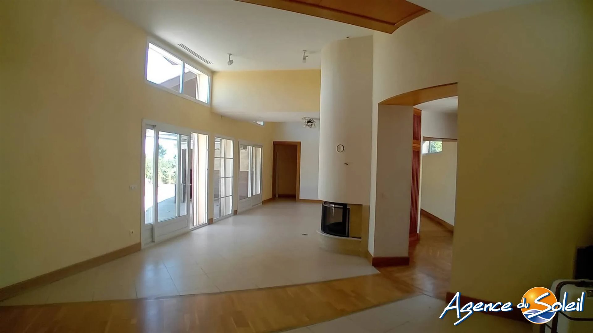 Maison à vendre, 326m², Lézignan-Corbières
