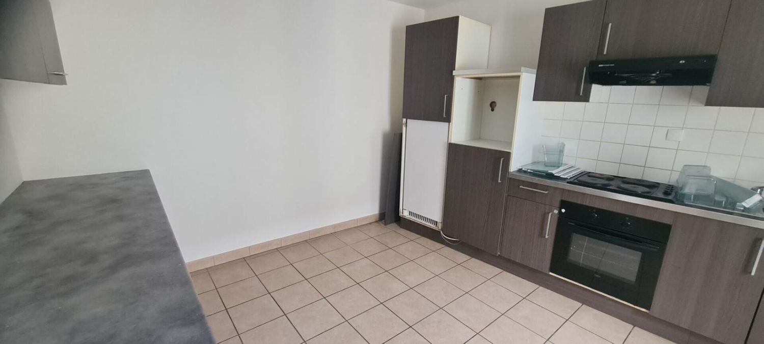 Appartement à louer, 82m², Gray