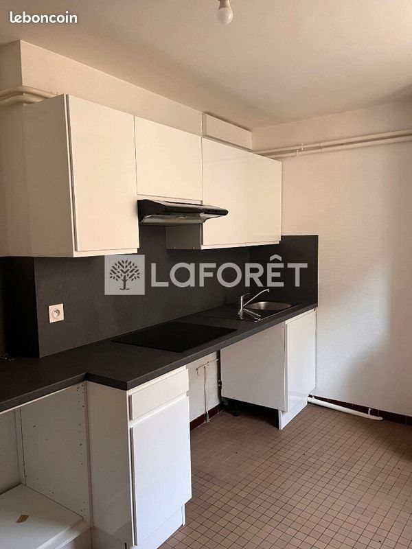 Appartement à louer, 55m², Gourdon