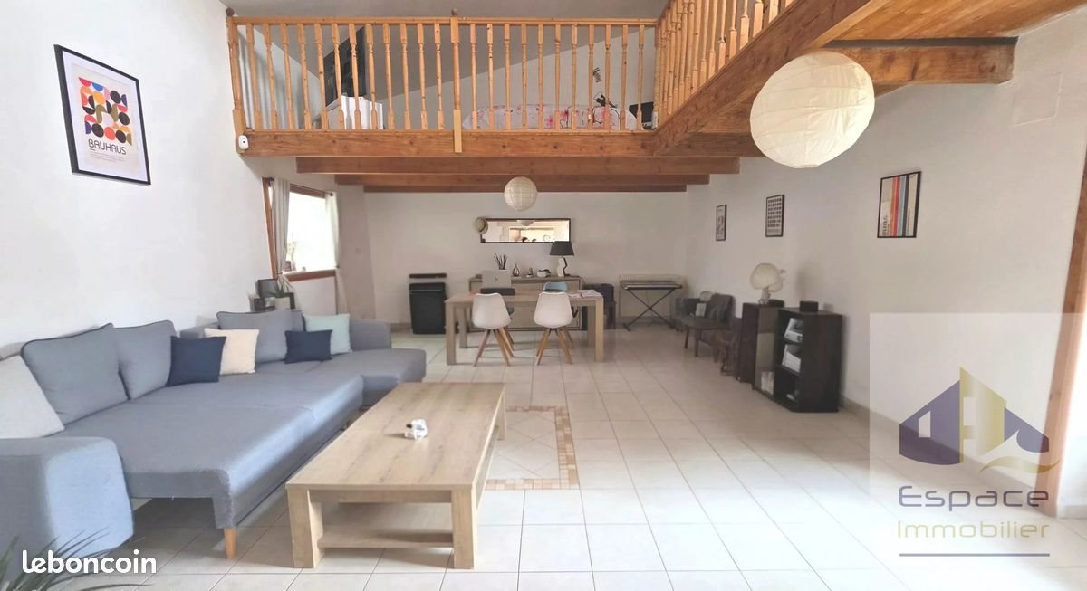 Maison à vendre, 120m², Thairé
