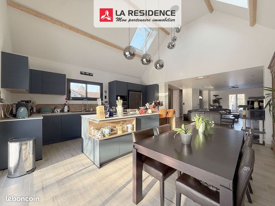Maison à vendre, 164m², La Villeneuve-en-Chevrie