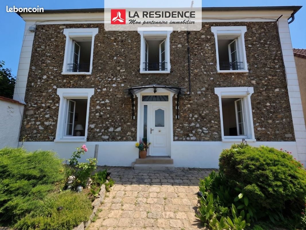 Maison à vendre, 148m², Orvilliers